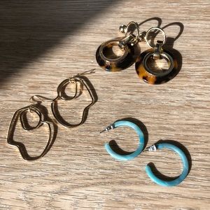 Lot of 3 earrings